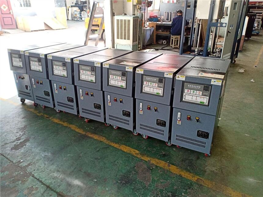 油循環(huán)高溫模溫機/高溫模溫機/300℃/350℃油加熱器 